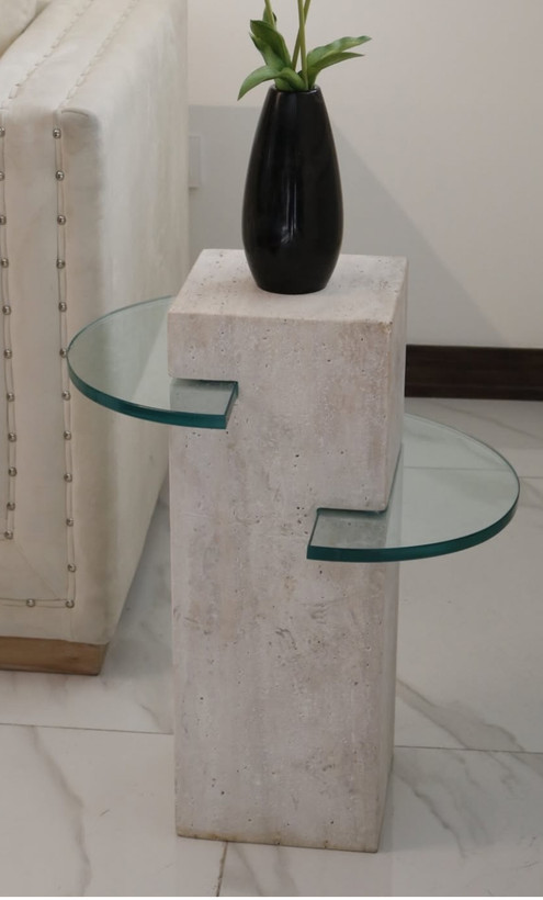 میز کنار مبلی