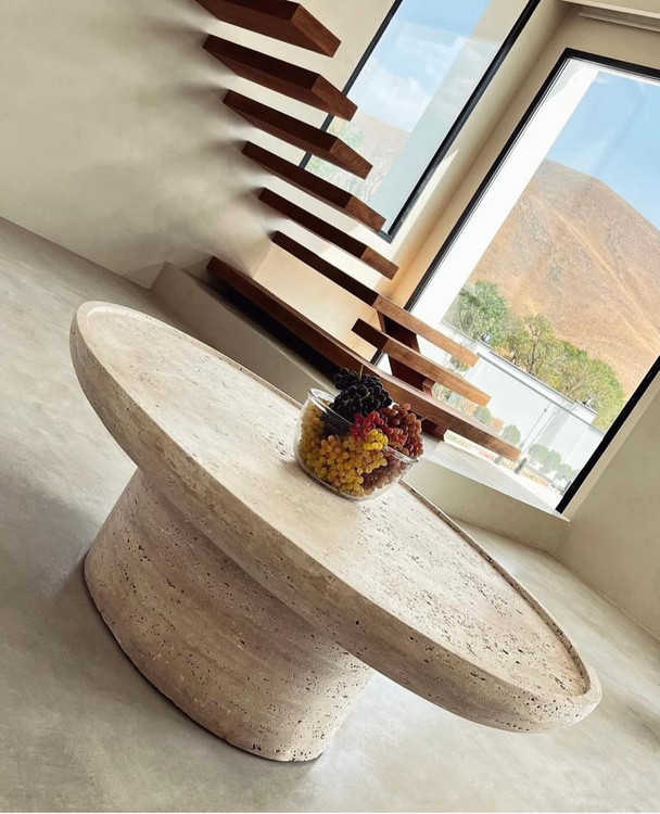 جلو مبلی سنگی