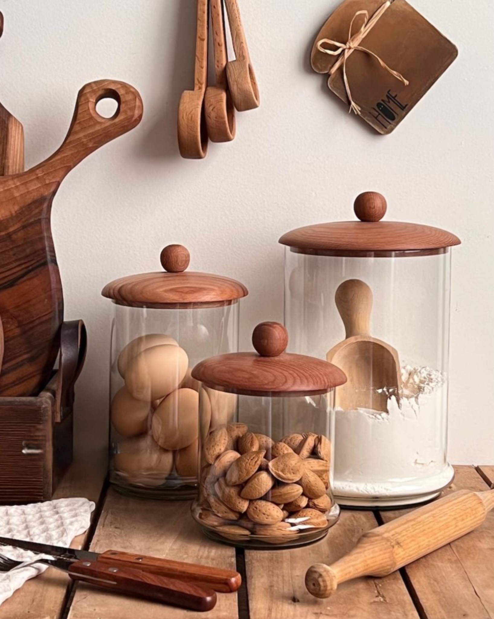 بانکه شیشه ای