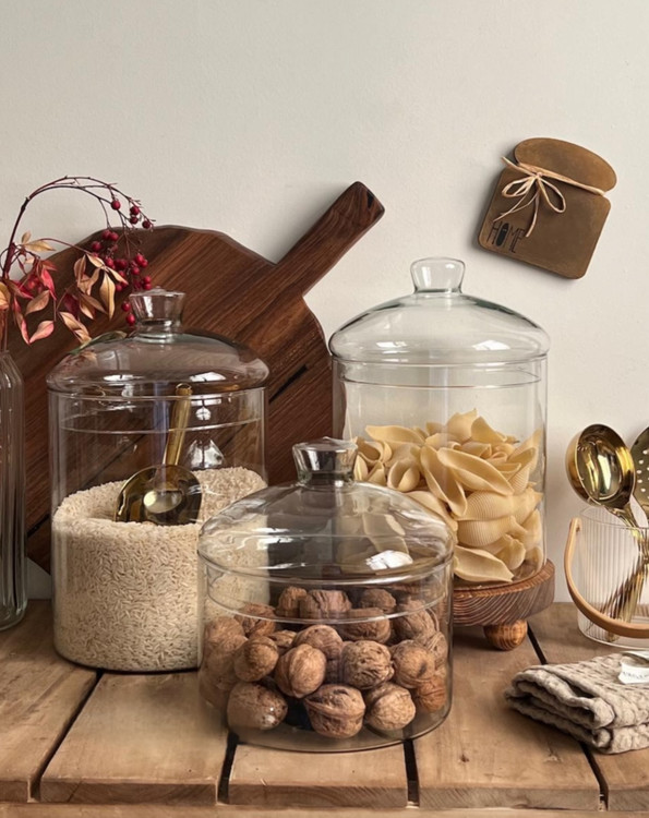 بانکه شیشه ای