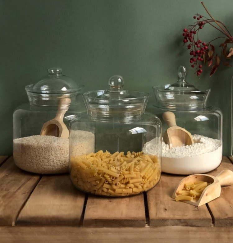بانکه شیشه ای
