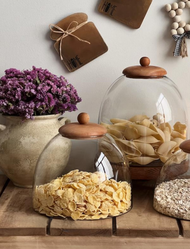 بانکه شیشه ای